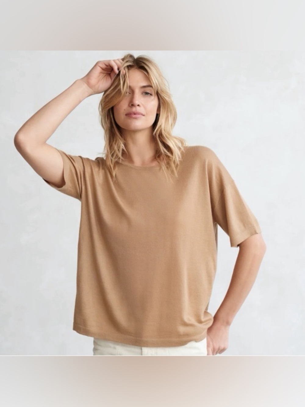Jenni Kayne Short-Sleeve Cashmere Crewneck Tee - Camel